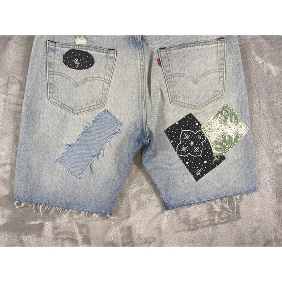 Levi’s 501 Patchwork Shorts Black Bandanna, Distress 34 - Picture 15 of 16